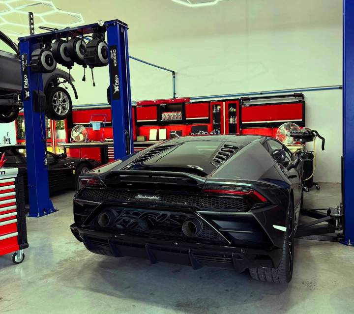 Garage Lamborghini Saint-Tropez